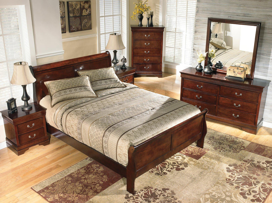 Alisdair Bed