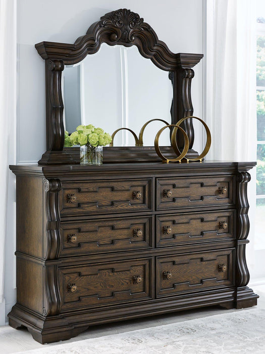 Maylee Dresser and Mirror