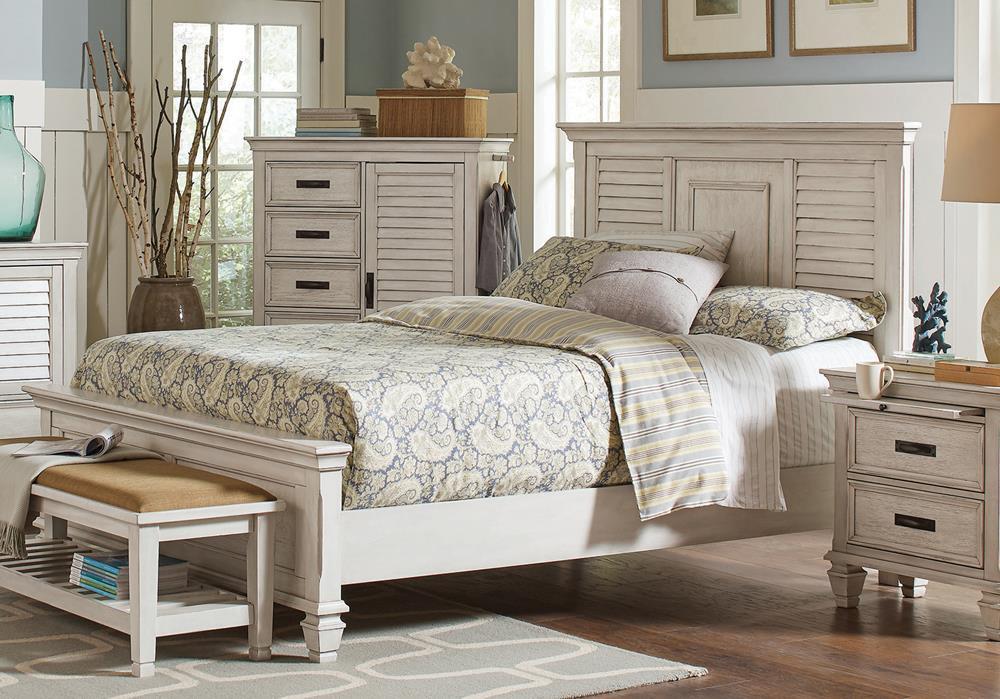 Franco Antique White Queen Bed
