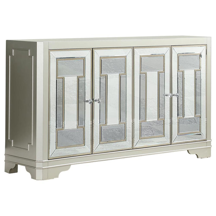 G953487 Accent Cabinet